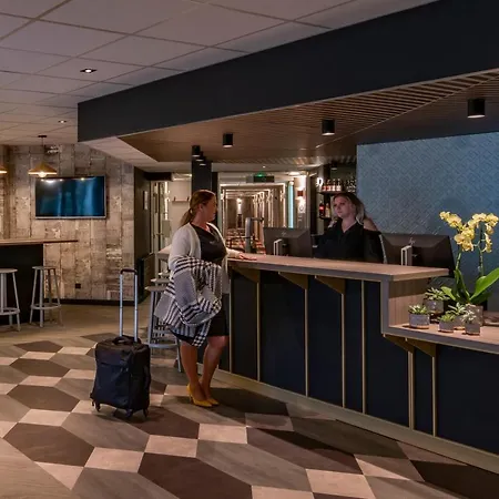 Ibis Pontoise Le Port 3* Cergy-Pontoise