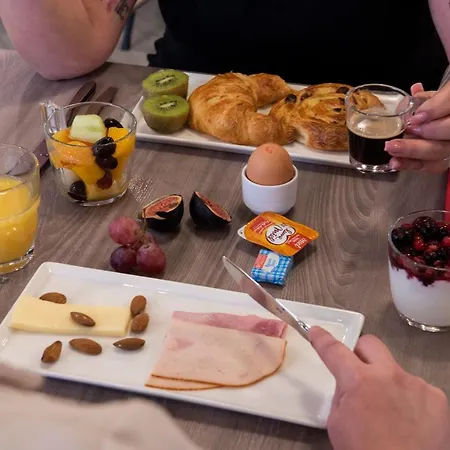 فندق Ibis Pontoise Le Port Cergy-Pontoise