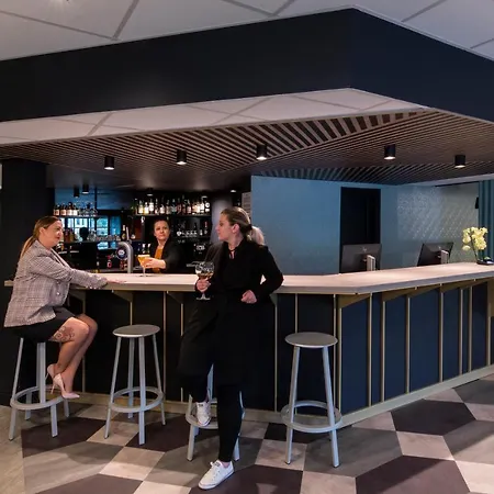 فندق Ibis Pontoise Le Port 3*