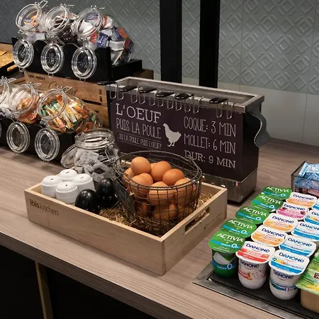 Ibis Pontoise Le Port فندق