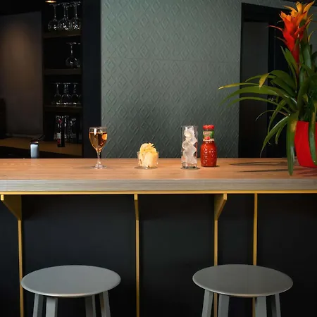 Ibis Pontoise Le Port