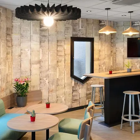 Ibis Pontoise Le Port