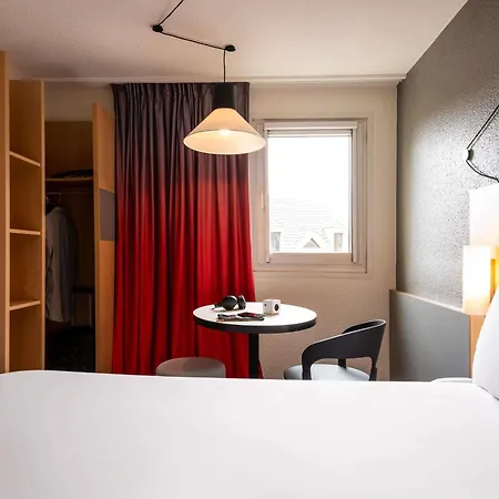 Ibis Pontoise Le Port فندق Cergy-Pontoise